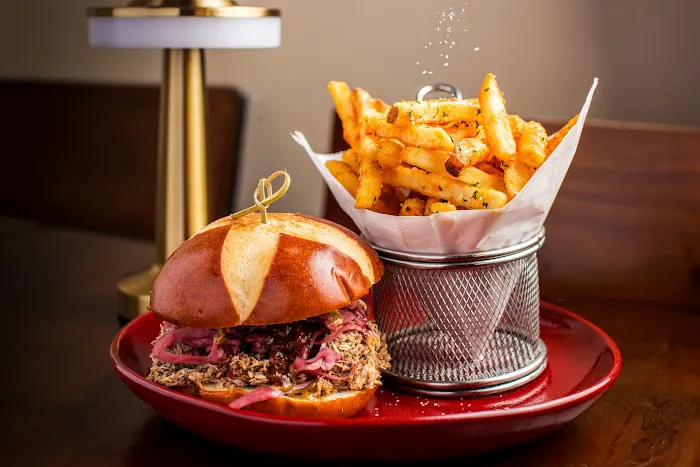 Charm Bar & Restaurant Picture 2