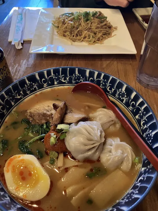 Momo Ramen Picture 2
