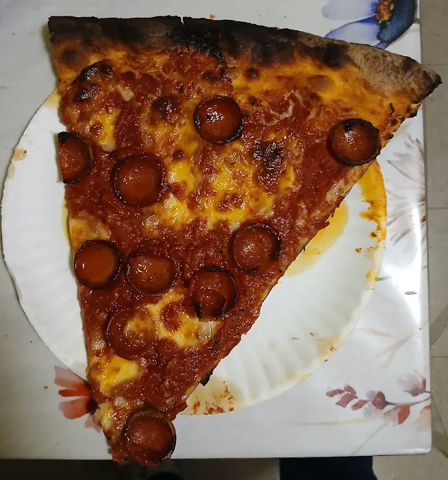 Artichoke Basille's Pizza Picture 10