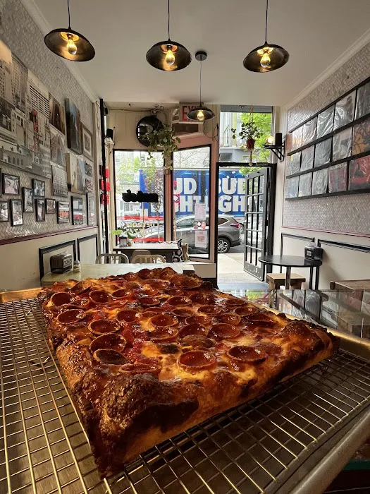 Nate’s Detroit Pizza Picture 7