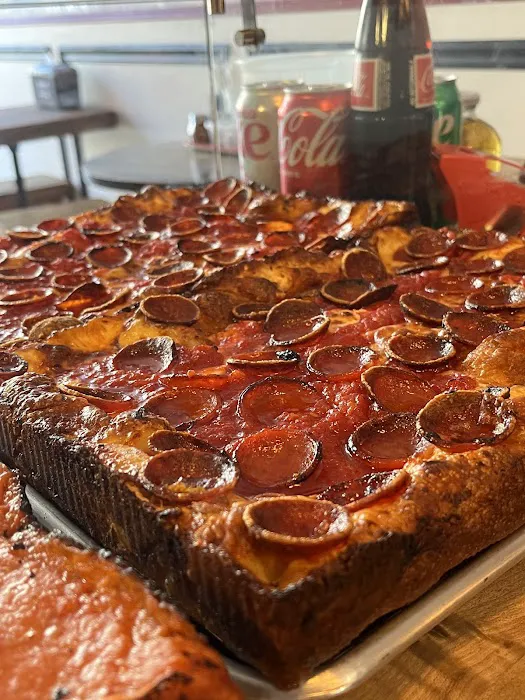 Nate’s Detroit Pizza Picture 6
