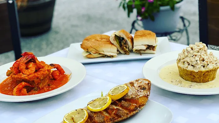 YAYOS LATIN CUISINE Picture 10
