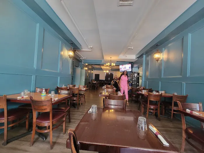 YAYOS LATIN CUISINE Picture 2