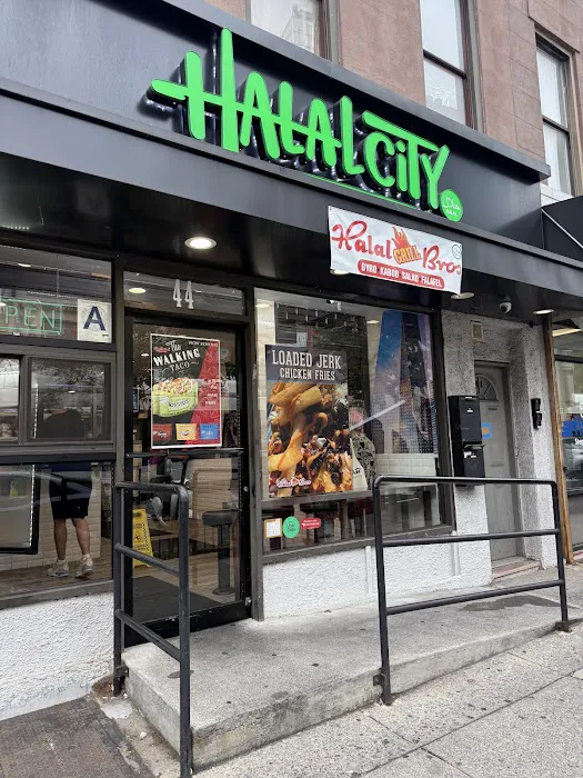 Halal Bros Grill 5th Ave Picture 5