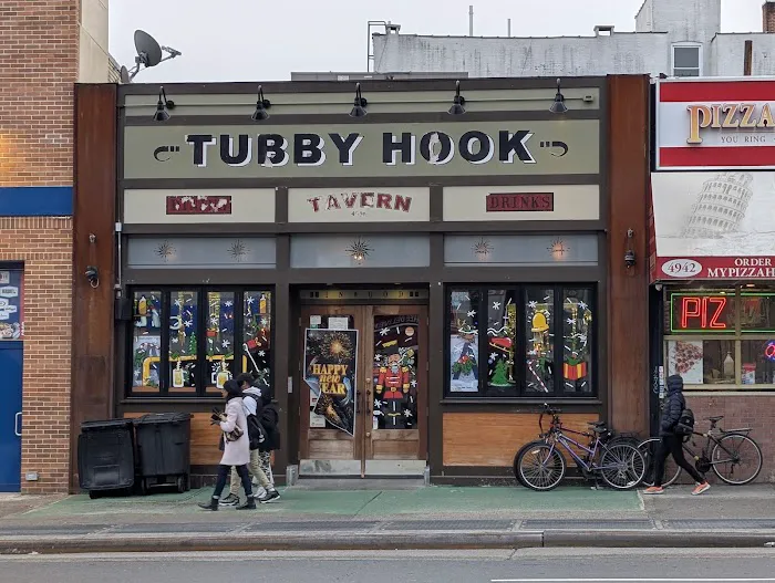 Tubby Hook Tavern Picture 7
