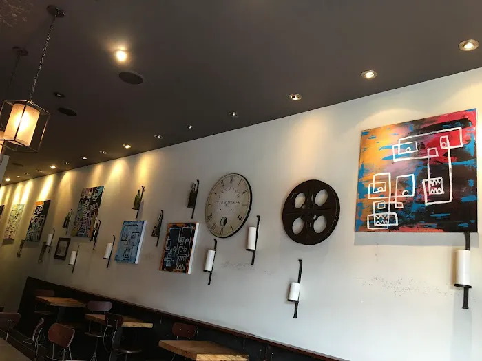 Inwood Local Wine Bar & Beer Garden Picture 4