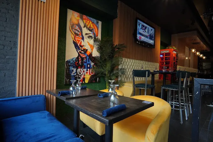 ZOHO RESTAURANT Picture 4