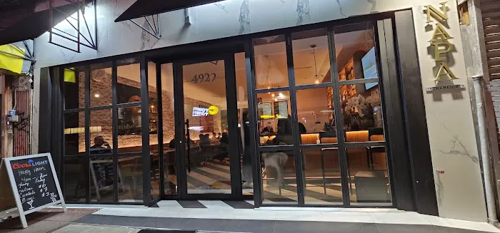 Napa in the Heights Seafood & Wine Bar Picture 5