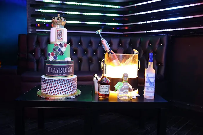 11:11 Restaurant & Lounge Picture 3