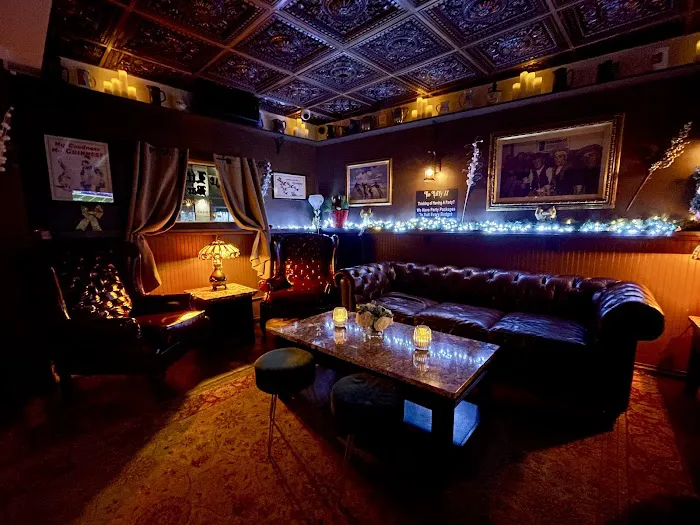 Liffy II Bar Picture 1