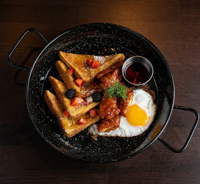 207 Prime Bar & Grill Picture 7