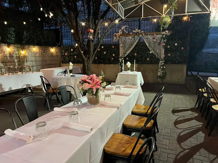 Garden Cafe Picture 5