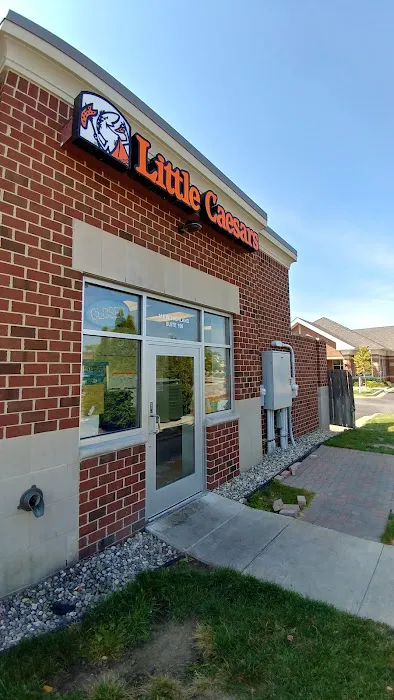 Little Caesars Pizza Picture 4