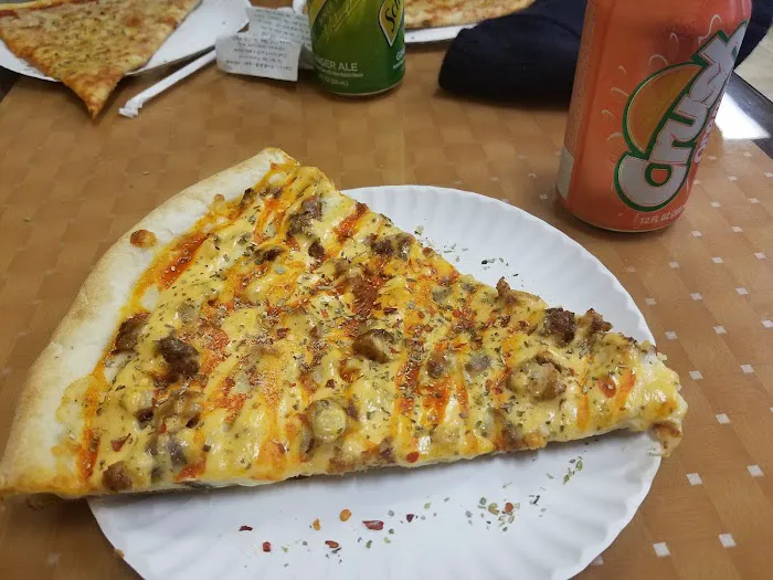 Tetaj Brothers Pizzeria Picture 9