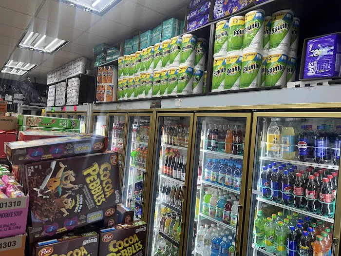 Monther food mart and deli Picture 8