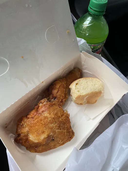 Kennedy's Chicken & Sandwich Picture 4