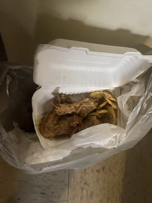 EQUIS Pica Pollo (Morris ave) Picture 10