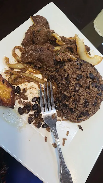 El Caridad Burnside Restaurant Picture 5