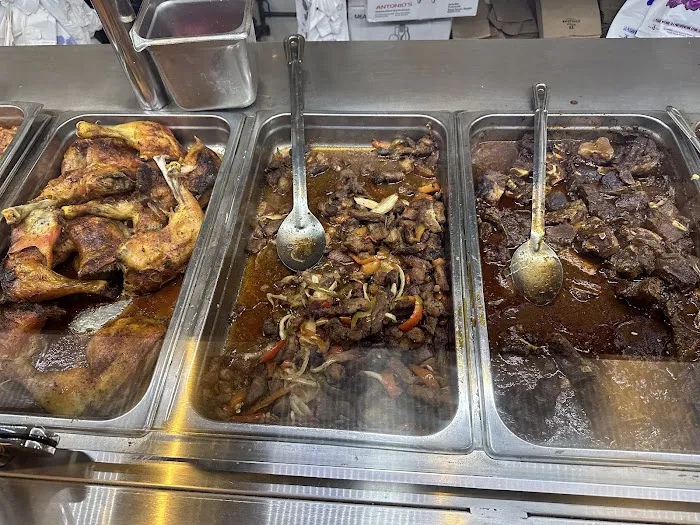 El Caridad Burnside Restaurant Picture 7