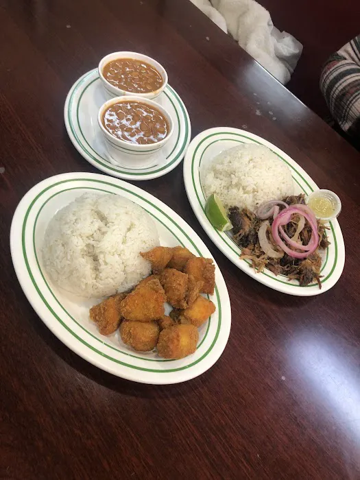 El Caridad Burnside Restaurant Picture 3