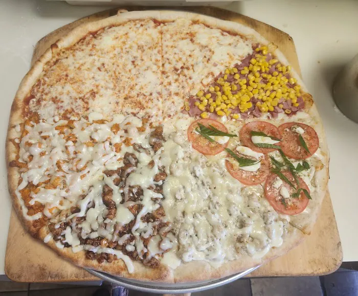 La Loteria Pizzeria Picture 7