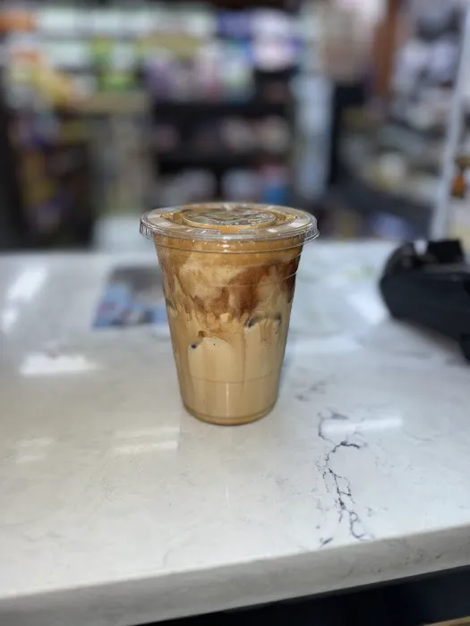 ACEMAK DELI & GROCERY Picture 3