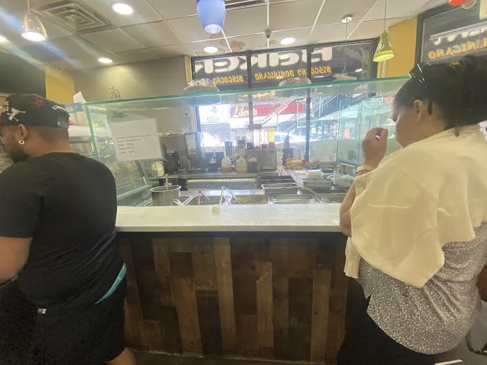 Las Palmas Bakery Picture 8