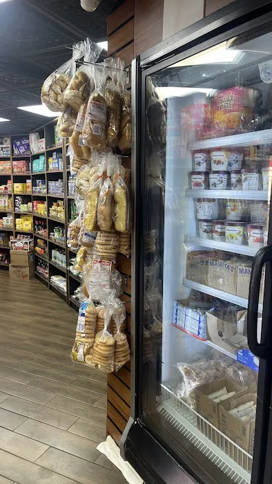 YANKEE ONE DELI Picture 3
