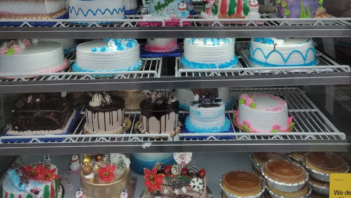 Mi Bakery & Cafe Picture 3