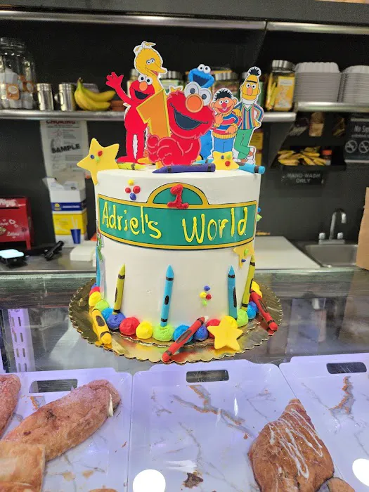 Mi Bakery & Cafe Picture 10