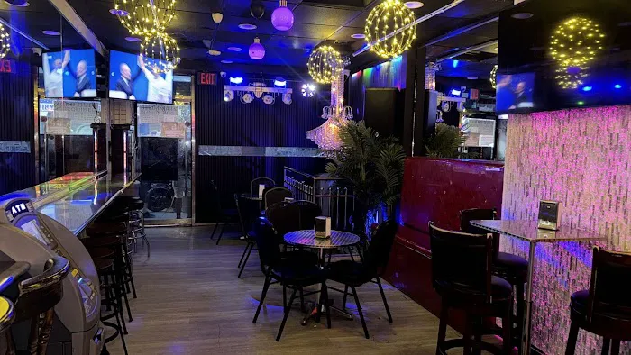 Jade Lounge Corp Picture 4