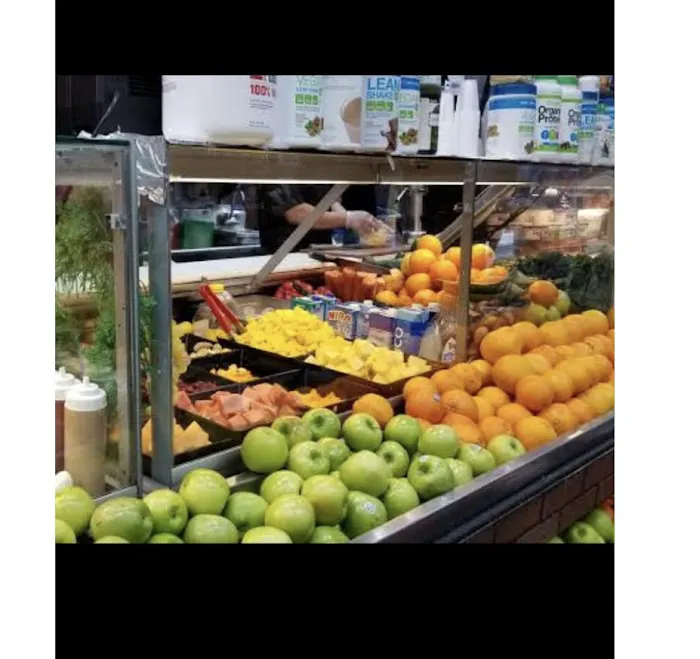 Makilito Super Deli Picture 1