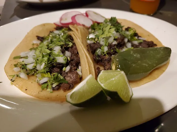 El Azteca Restaurant Picture 3