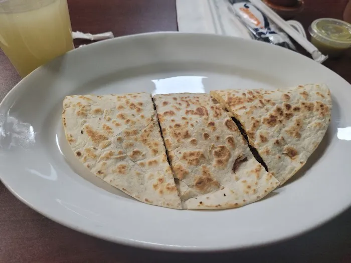 Estrella Mexicana Restaurant Picture 2