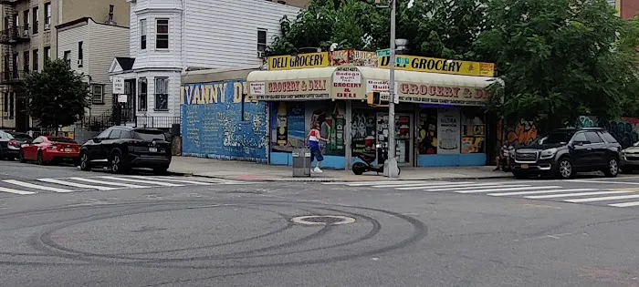 Ivanny Grocery and Deli Picture 5
