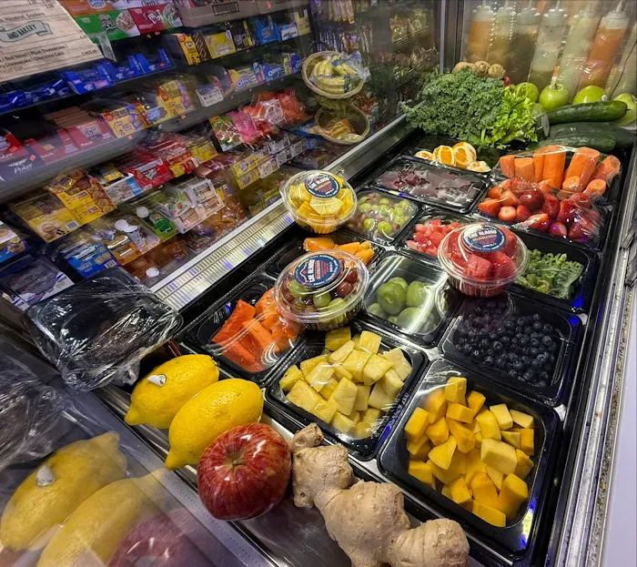 The Alamo delicatessen Picture 8