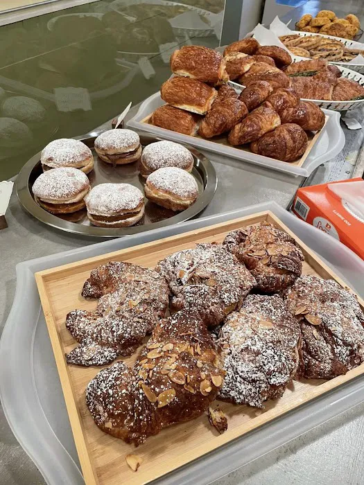 Polly’s Cafe Picture 4