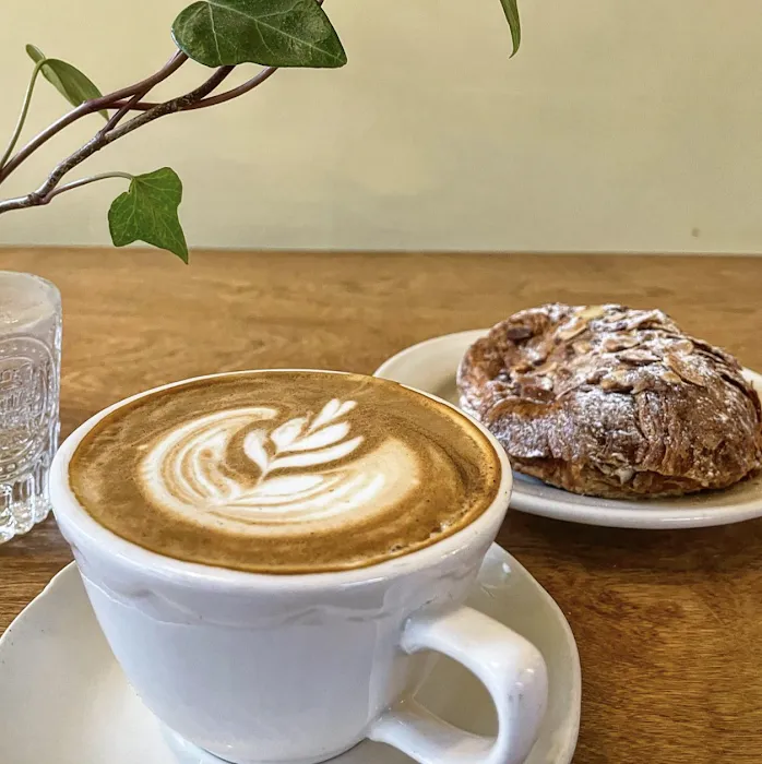 Polly’s Cafe Picture 3