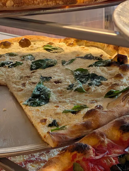 La Flor Pizza Picture 9