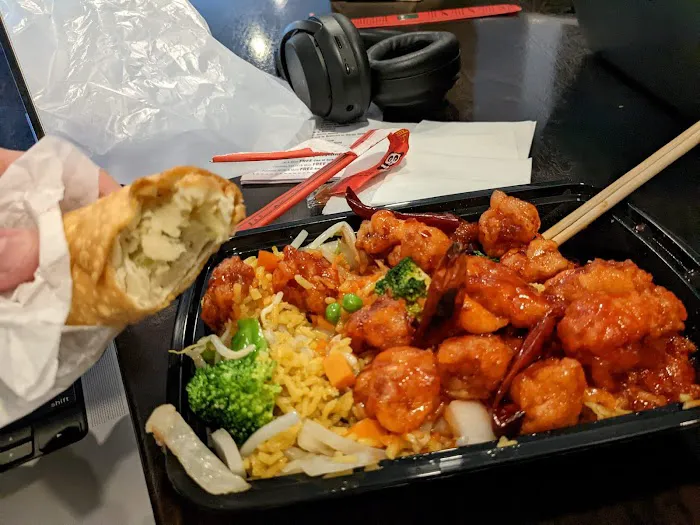 Happy Wok Picture 2