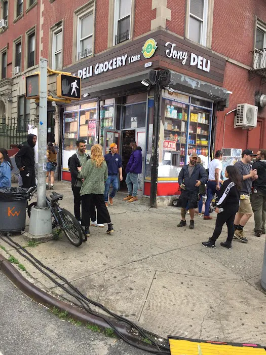 Tony Deli Picture 4