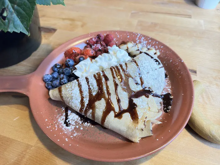 Pando’s Creperie & Cafe Picture 3