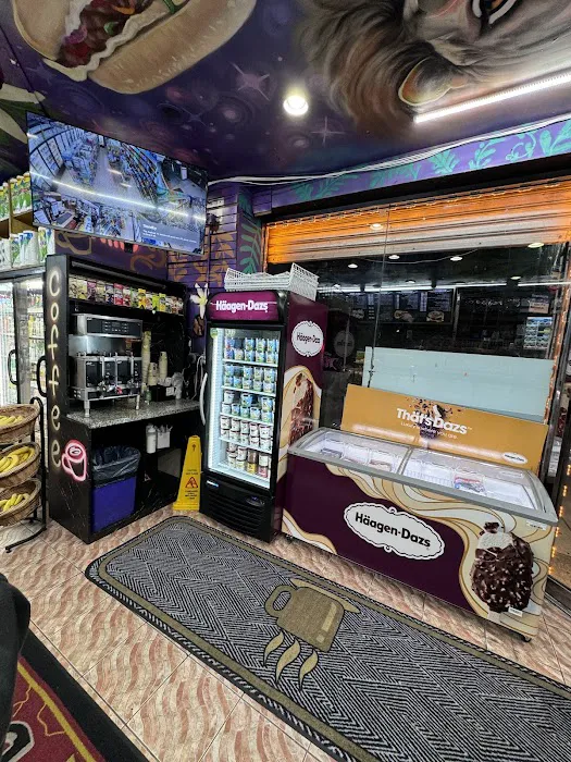 Urban Market Deli Picture 7