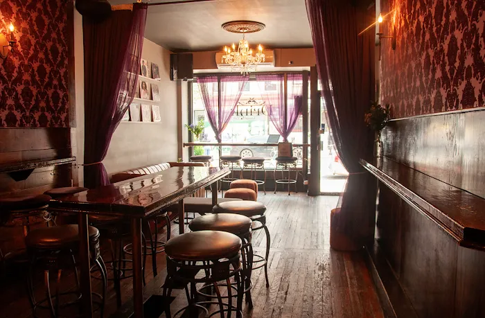 Drink Lounge & Café Picture 7