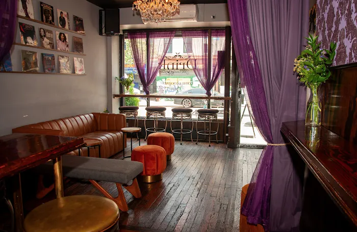 Drink Lounge & Café Picture 9