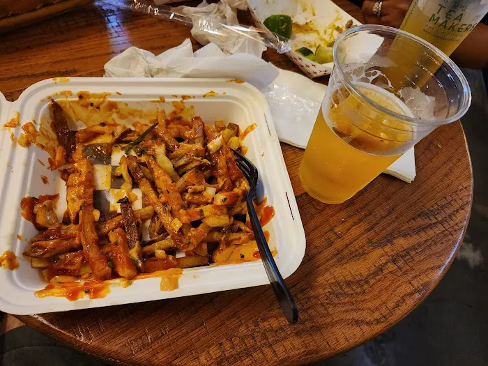 Moritz Fries Bar Picture 2