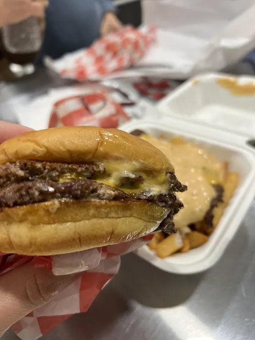 7th Street Burger Downtown Brooklyn Picture 1
