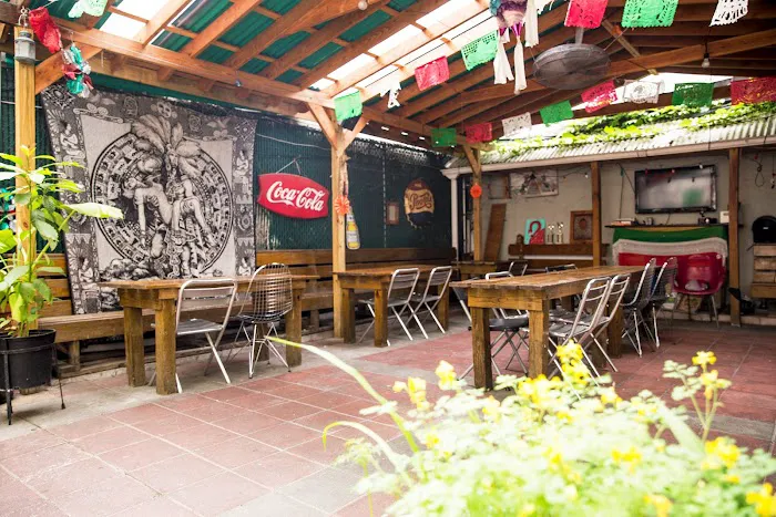 Fast and Fresh Burrito Deli Picture 6