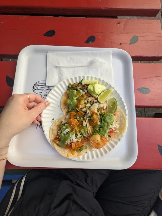 Fast and Fresh Burrito Deli Picture 10