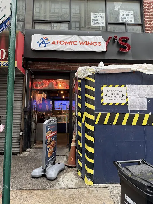Atomic Wings - Downtown Brooklyn Picture 4
